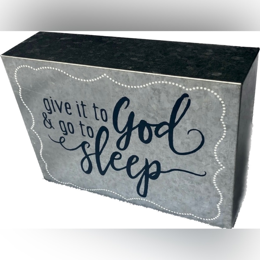 At Home 🌿 Silver & Navy Blue Metallic Box Decor